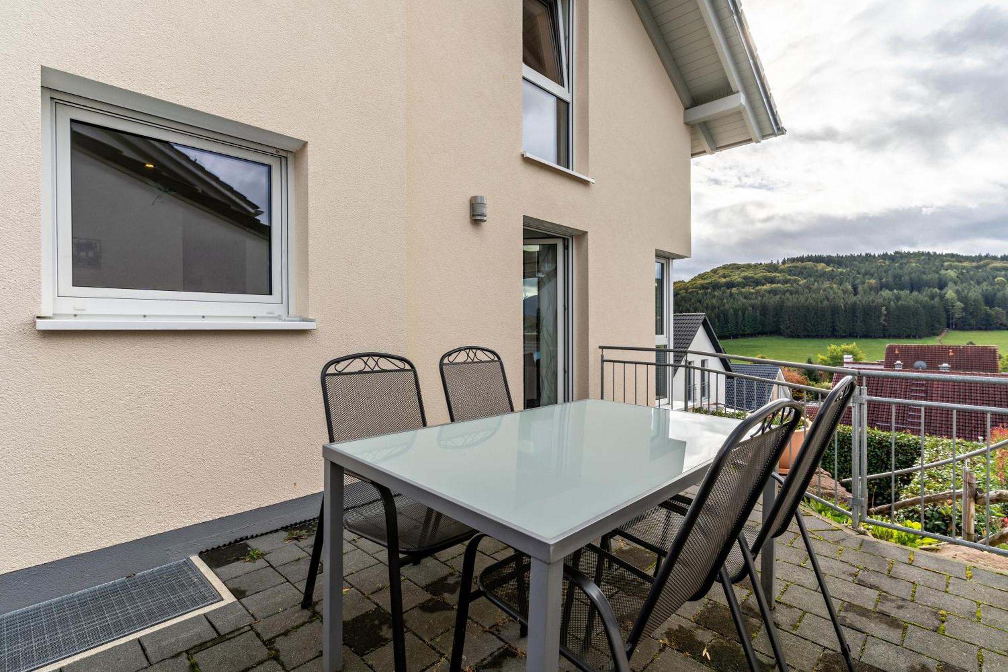 Ferienwohnungen Kapellenblick Biederbach Exterior photo